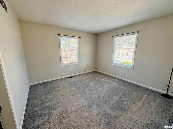5th image of 401 N Nashville St