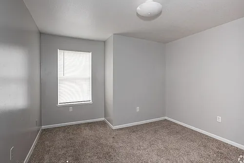 August Place Apartments Photo 1