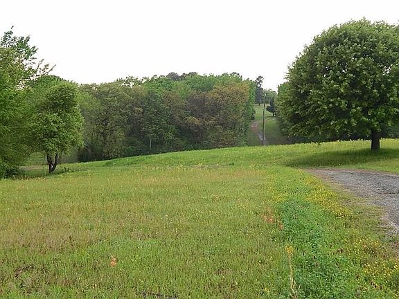 2nd image of 2539 An County Road 485