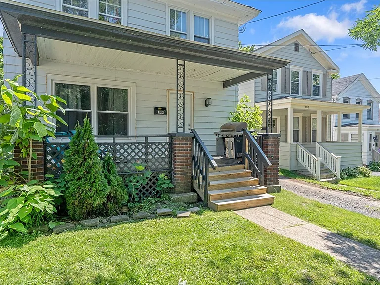 180 W Seneca St — Photo 3