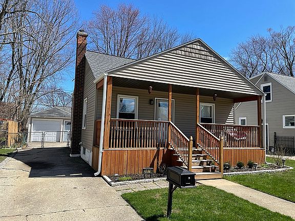 2nd image of 3876 Thomas Ave