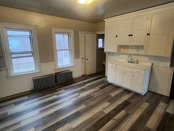 2nd image of 3656 E 63rd St #11088833