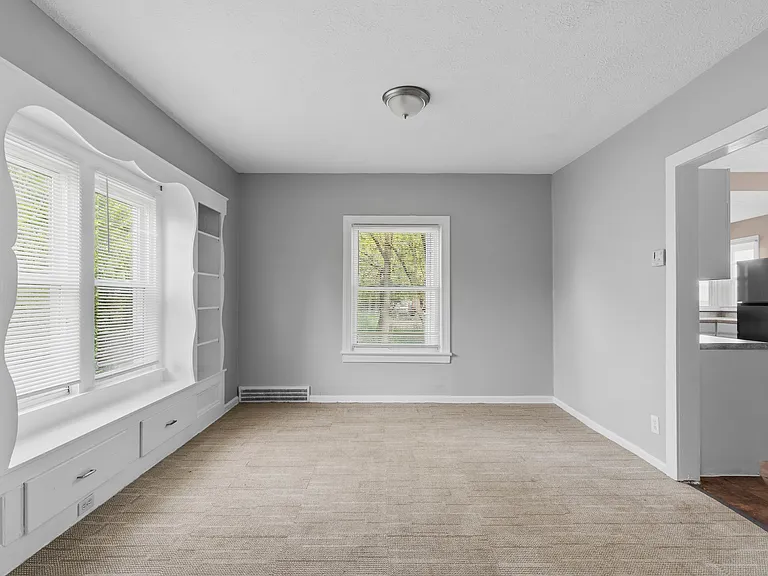5482 Morgan St — Photo 12