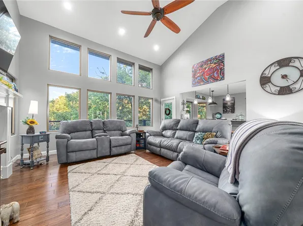 2309 Skye Rd, Fort Smith, AR 72908