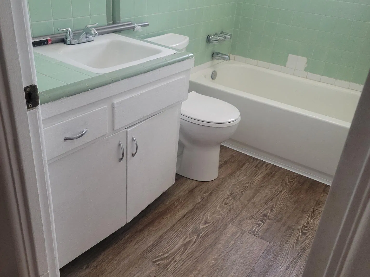 2 bed, 950 sqft, $1,400 — Photo 3
