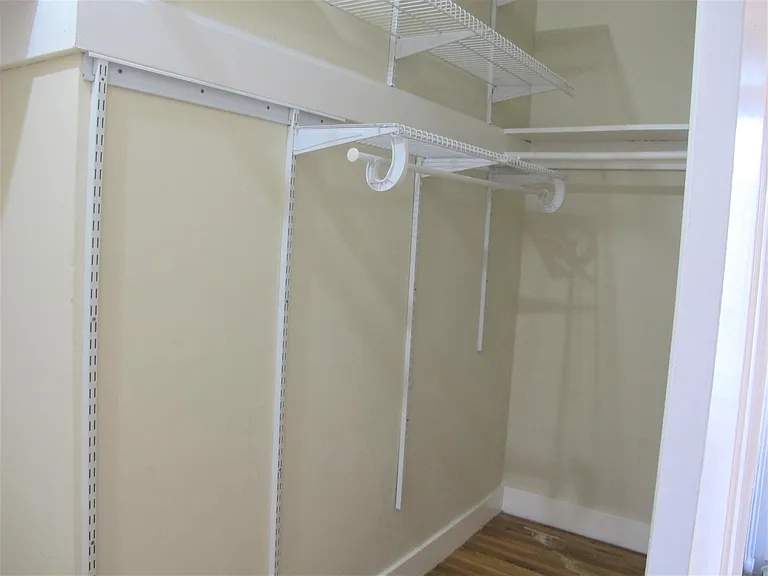1631 Chestnut St #14 — Photo 11