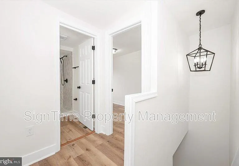 138 E South St — Photo 12