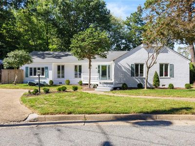 18 Hillcrest Dr, Newport News, VA, 23606