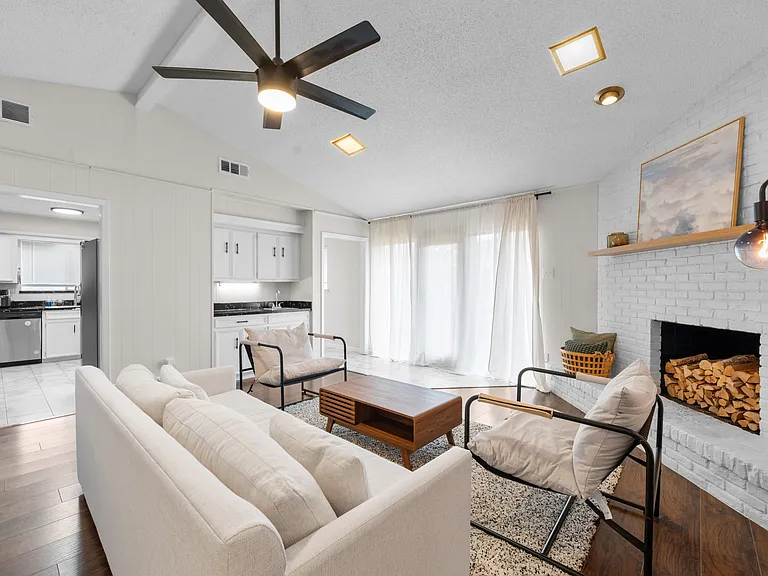 306 Candlewood Pl — Photo 7