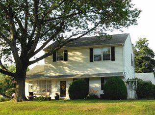 3825 Windsor Dr, Bensalem, PA