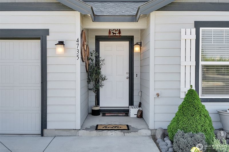 5th image of 4735 W Cottontail St