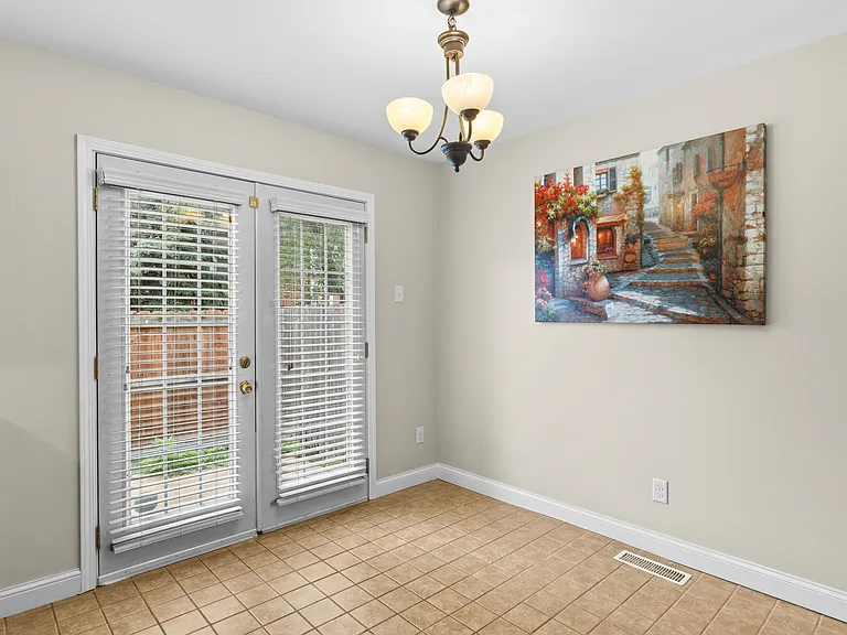 1181 Rue La Ville Walk — Photo 10