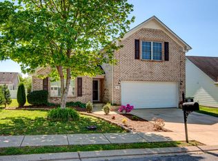 828 Kanatak Ln, Murfreesboro, TN 37128