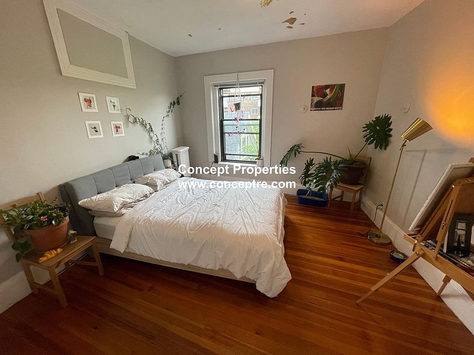 2nd image of 11 Sewall Ave #304