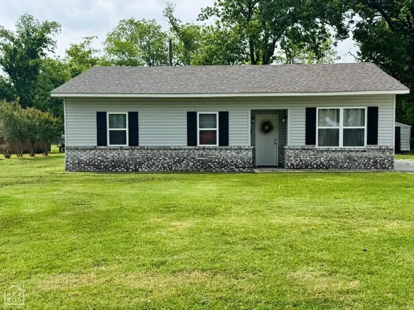 107 Von St, Marked Tree, AR 72365