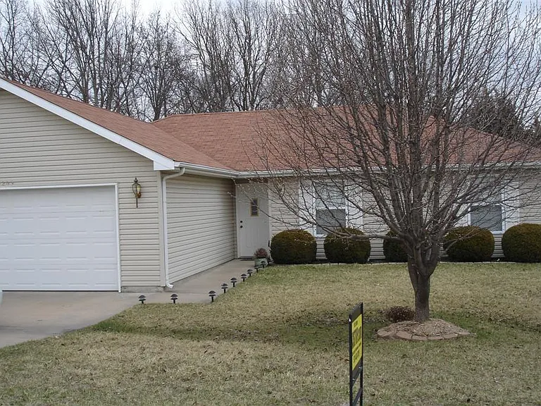 5205 Gasconade Dr — Photo 5