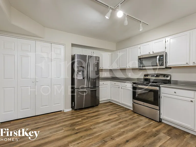 7547 W Comet Ave — Photo 6