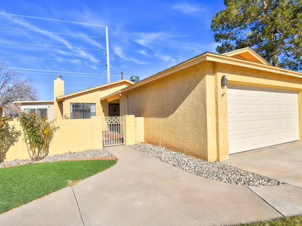 10709 Clyburn Park Dr NE, Albuquerque, NM 87123