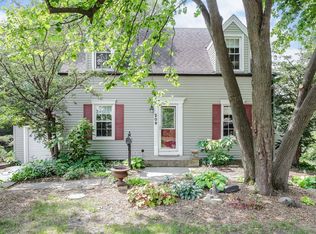 209 W Sunset Ave, Lombard, IL