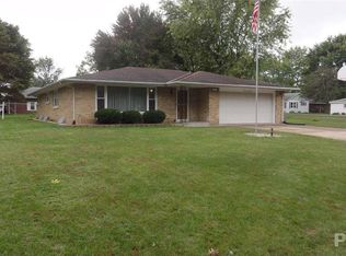301 E Park St, Glasford, IL 61533