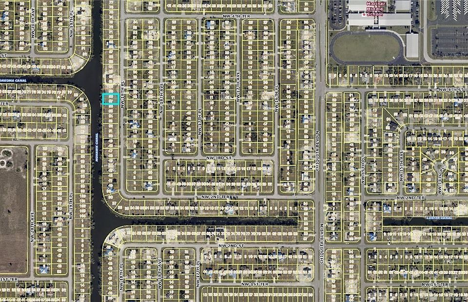 2nd image of 322 NW 18th Pl