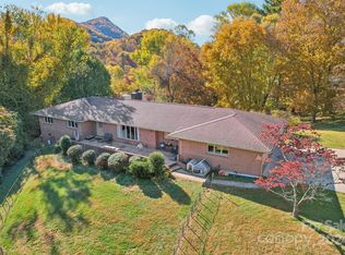 319 Ivy Hill Dr, Waynesville, NC 28785
