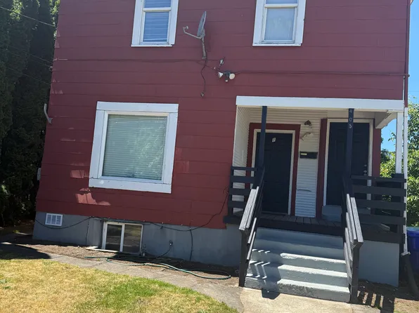 4055 NE Garfield Ave APT 2, Portland, OR 97212