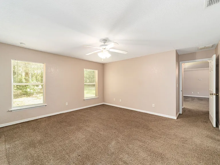 19619 SW Eagle Dr — Photo 29