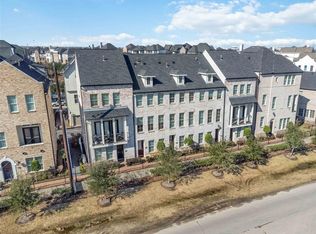 9658 Knight Rd, Houston, TX 77045