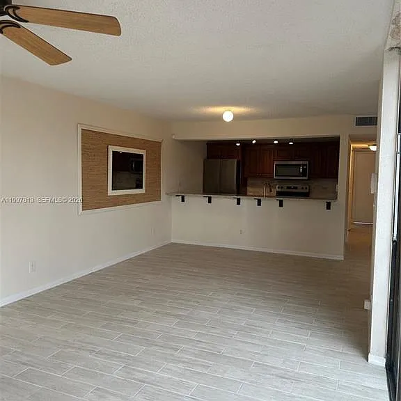 1691 W Fairway Rd #1691 — Photo 2