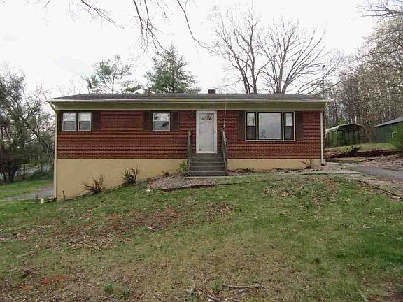 2nd image of 212 Ogden Rd