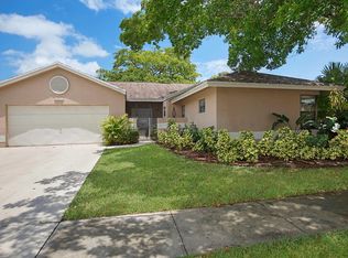 21000 Windemere Ln, Boca Raton, FL 33428