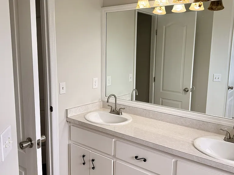 6584 SW 62nd Ct — Photo 12
