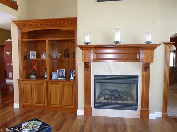 3rd image of 25060 Castlebar Ct