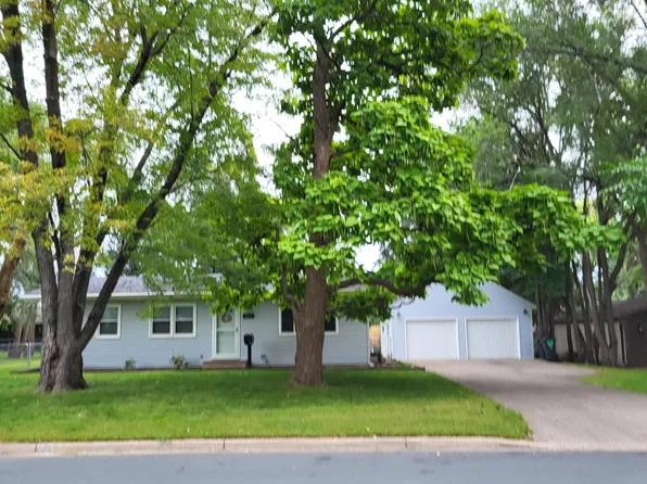 8625 Oakland Ave S, Bloomington, MN 55420