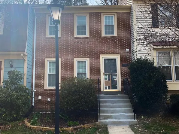5512 Cheshire Meadows Way #1, Fairfax, VA 22032