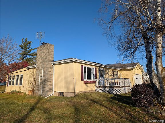 3rd image of 2123 Union St