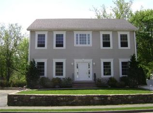 3 Mainstone Rd, Wayland, MA 01778