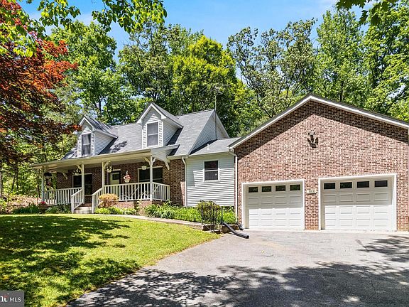 2nd image of 39830 Stillwater Way