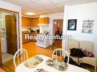 518 Saratoga St #1, Boston, MA 02128