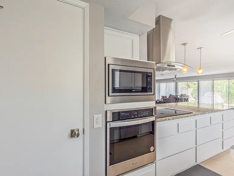 W Skyview Dr — Photo 8
