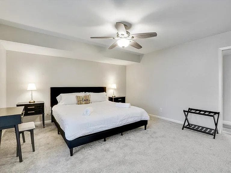 612 W Northgate Dr #612 — Photo 30