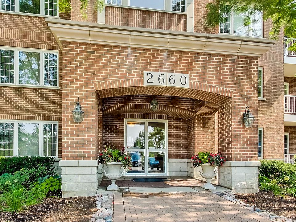 1st image of 2660 Summit Dr Unit 107