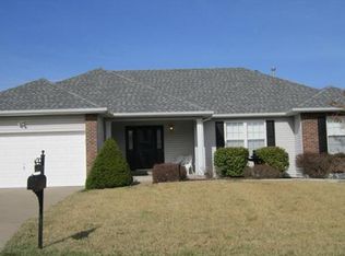 704 Wooded Trail Ct, Saint Peters, MO 63376