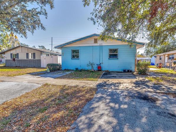 saint-petersburg-florida-81389989 picture