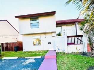 600 NW 98th Ct #600, Miami, FL 33172