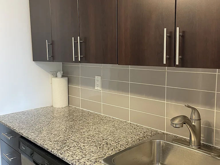 1420 Dupont St #503 — Photo 5