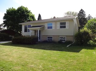 144 Roland St, Sun Prairie, WI 53590