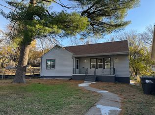 4725 N 37th St, Omaha, NE 68111