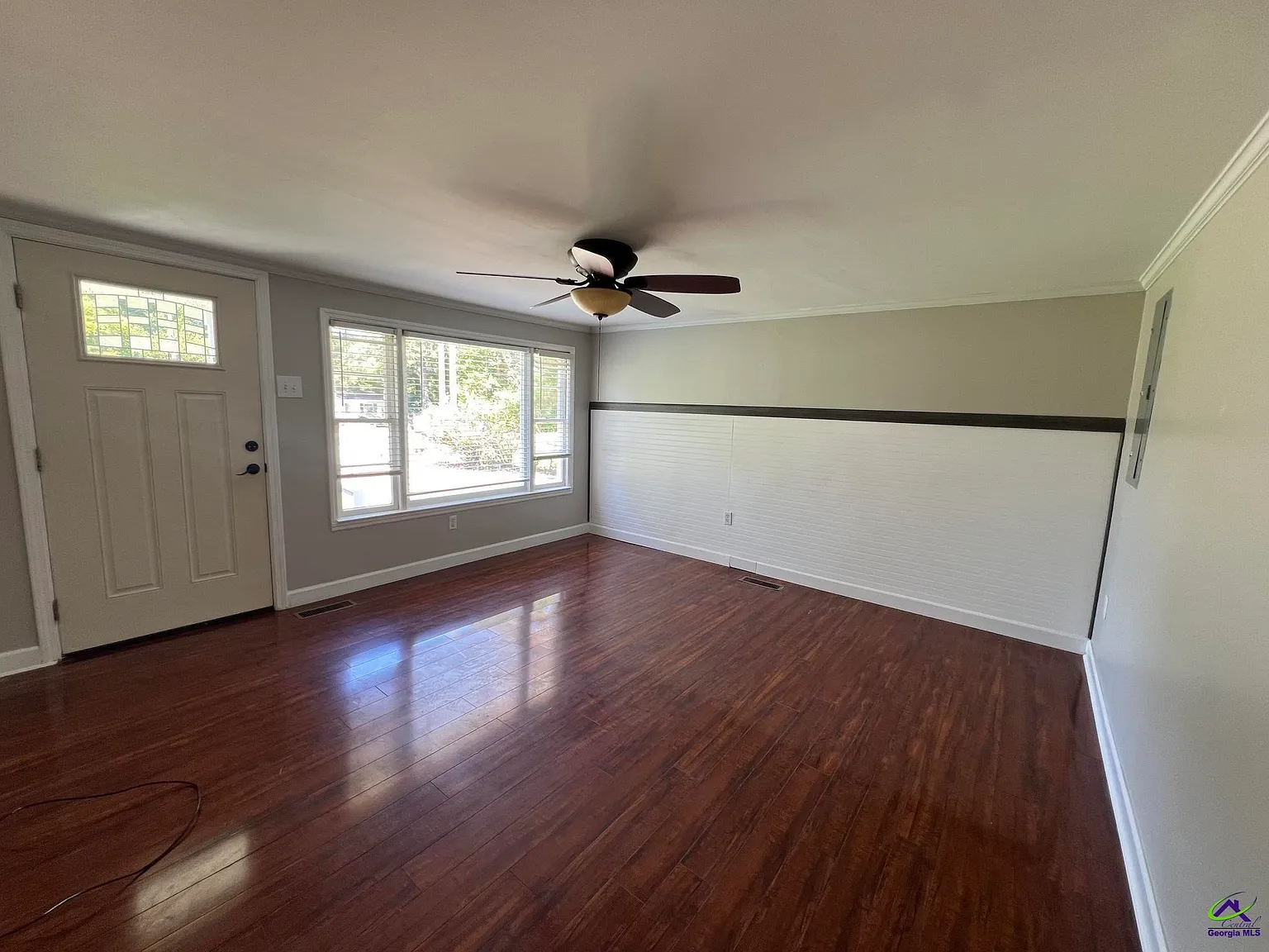 3 bed, 2.0 bath, 1232 sqft, $1,695 — Photo 4